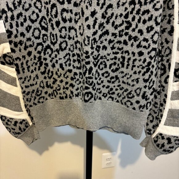 Current Elliott Duvall Leopard Animal Print Cashmere Blend Crew Neck Sweater - Picture 7 of 11